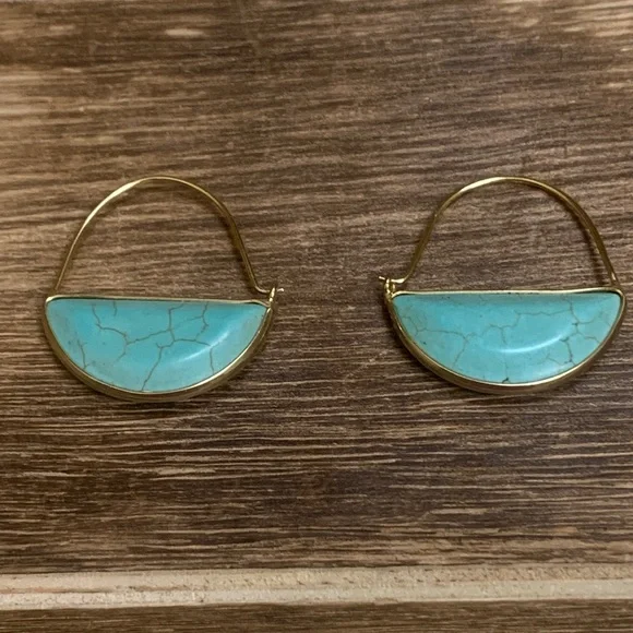 Scout Earrings - Picture 1 of 2